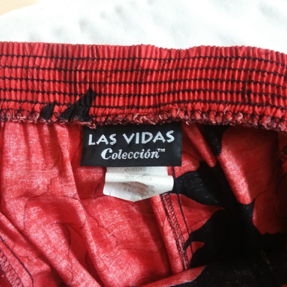 LAS VIDAS skirt in size small. - Picture 5 of 5